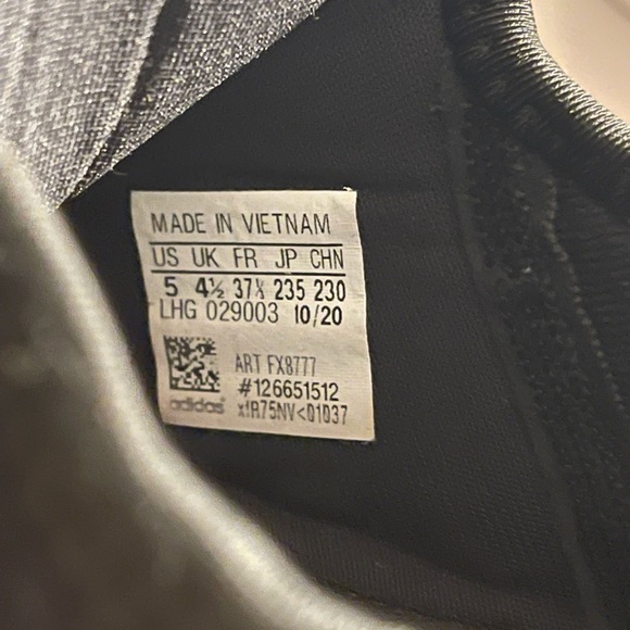 NMD Adidas Black Sneaker - Picture 2 of 2